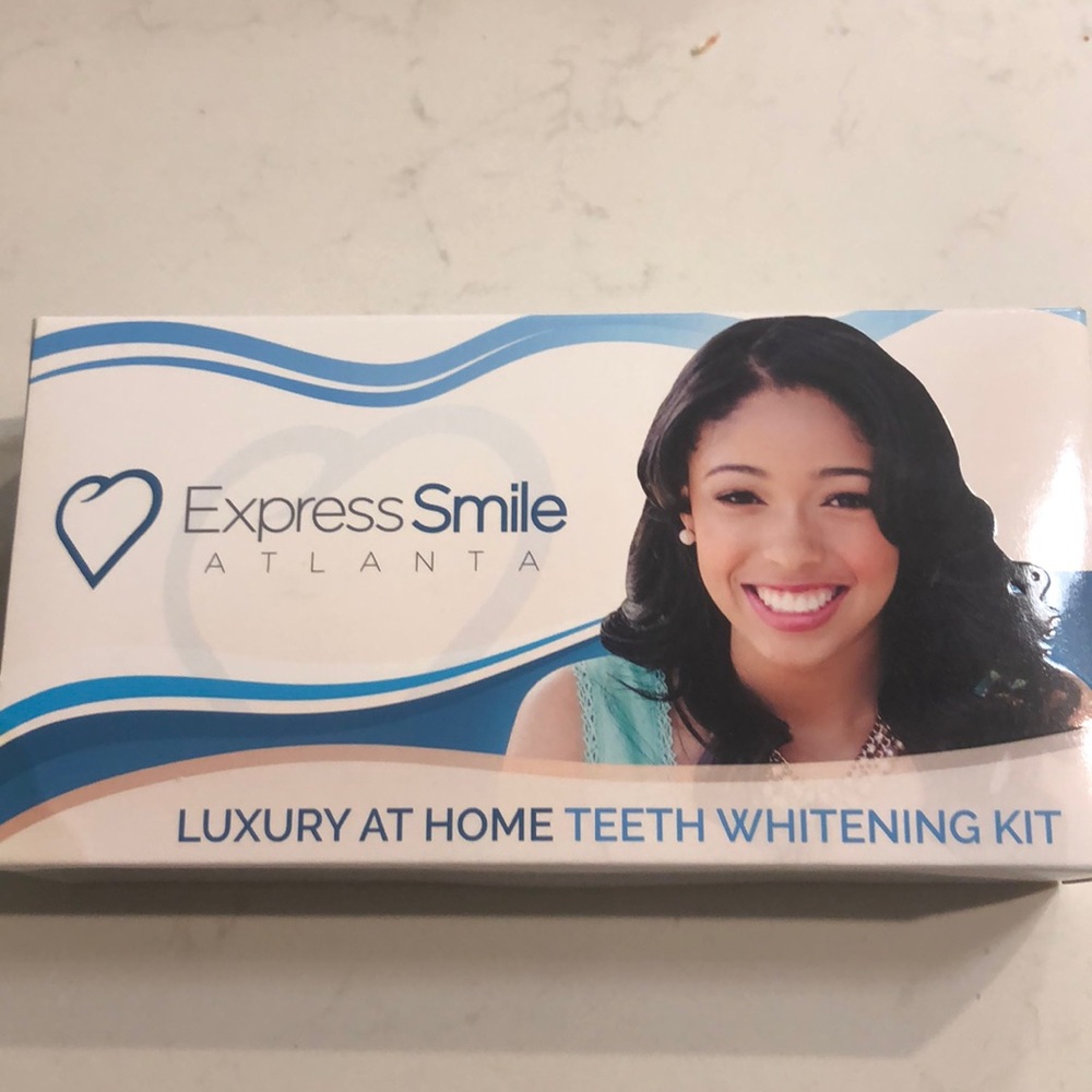Express Smile Teeth Whitening Kit